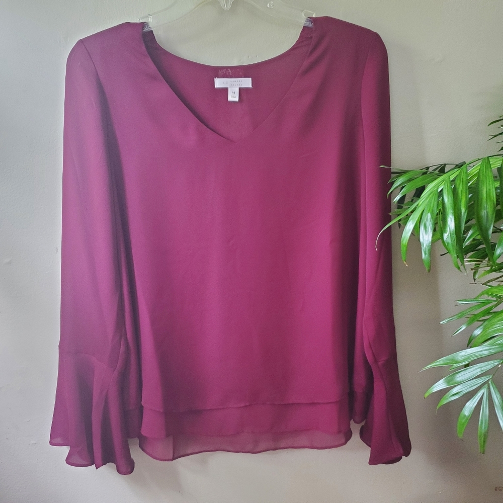 LC Women's Boho Bell Sleeve Lace Blouse Med.